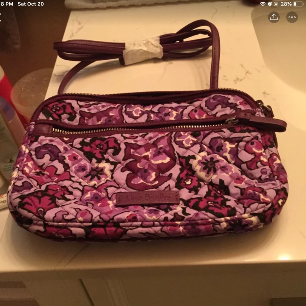 SMALL VERA BRADLEY CROSSBODY PURSE